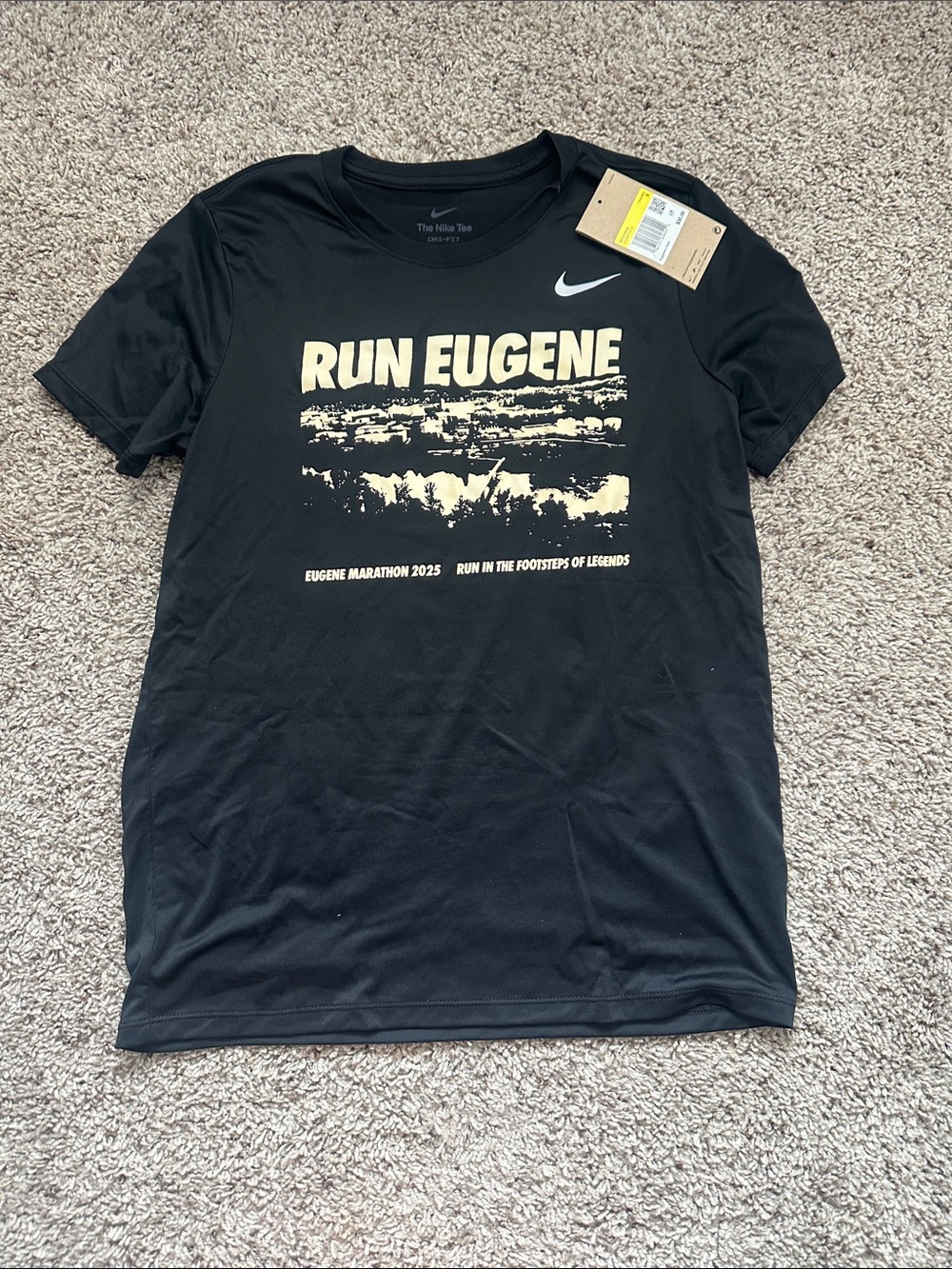 NWT Nike Eugene Marathon shirt size women’s Small